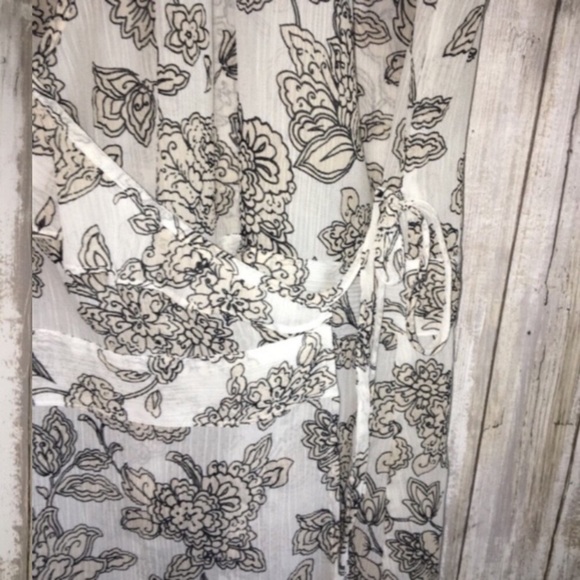 Lane Bryant Floral Wrap Blouse - Picture 3 of 5